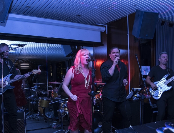 Smooth Cover Band Perth - Musicians Hire - Live Band